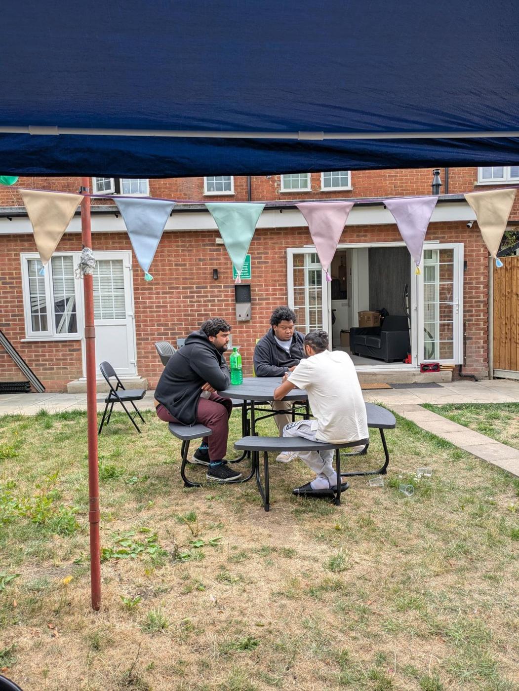 BBQ: Hammersmith and Ealing, men's homes at Diverse Services, photo 2