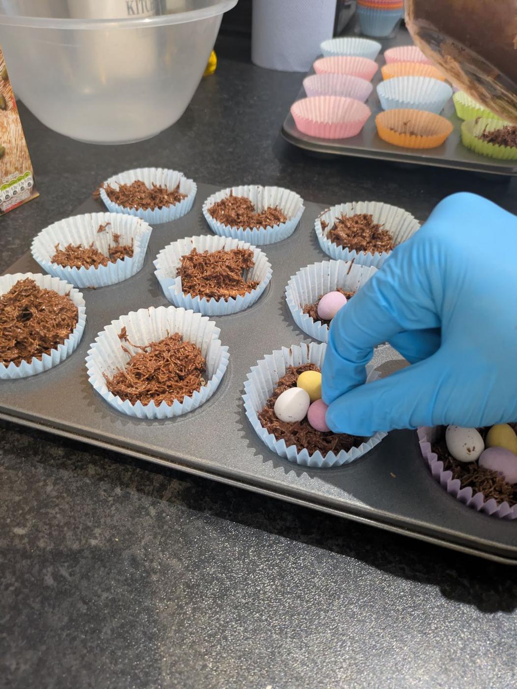 Baking group at Diverse Services, photo 6