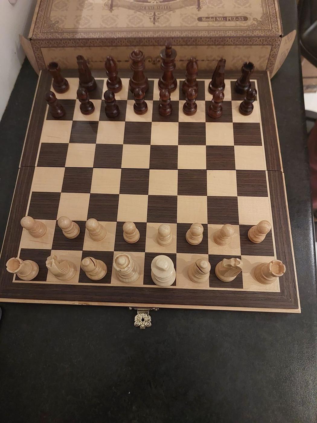 Games night at Diverse Services, photo 11